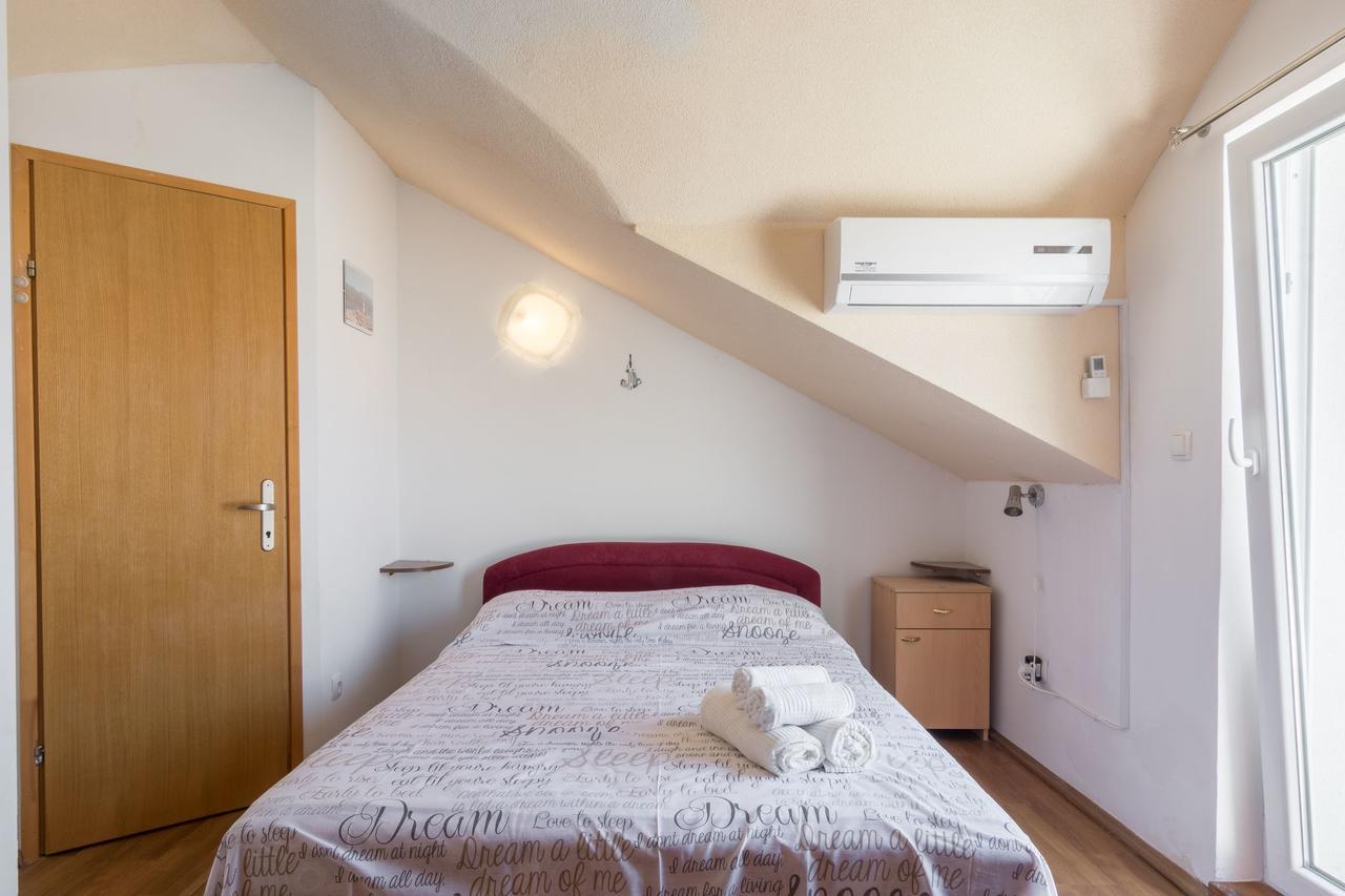 Apartments Miocic Ražanac Dış mekan fotoğraf