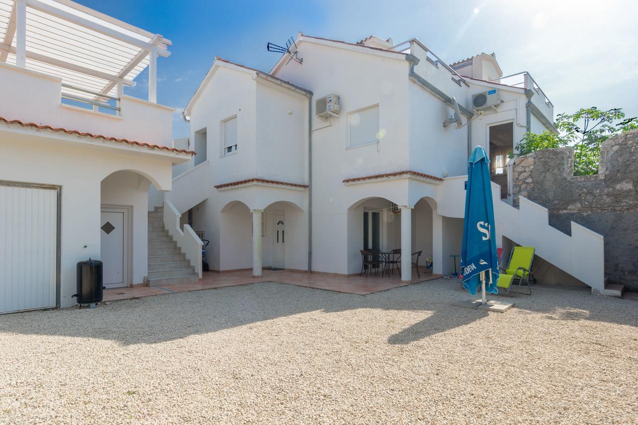 Apartments Miocic Ražanac Dış mekan fotoğraf
